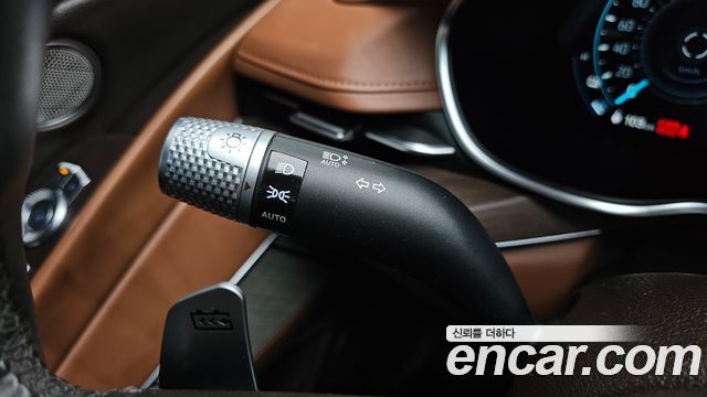 Genesis G80 2022 — photo 33