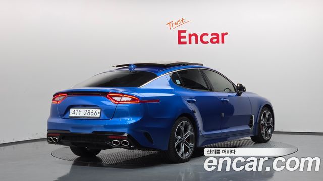 Kia Stinger 2019 — photo 2