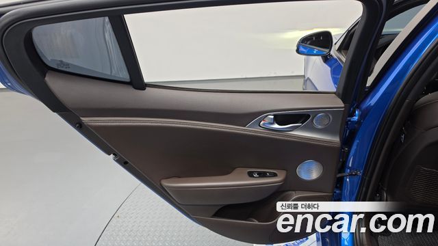 Kia Stinger 2019 — photo 15