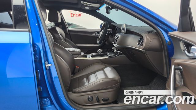 Kia Stinger 2019 — photo 16