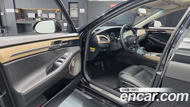Genesis G90 2019 — photo 13