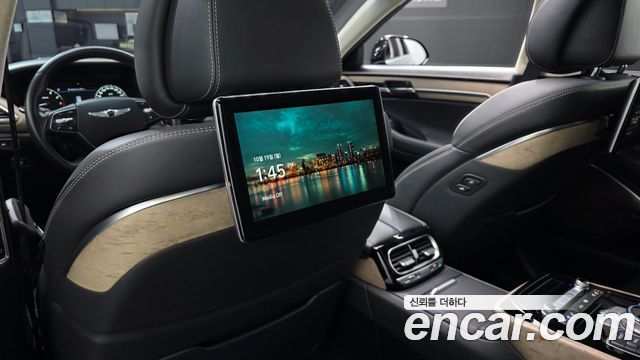 Genesis G90 2019 — photo 29