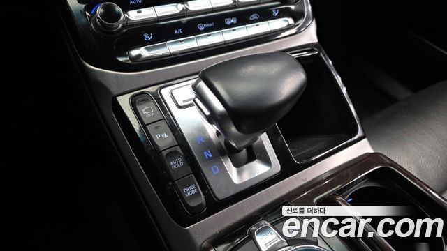 Genesis EQ900 2016 — photo 12