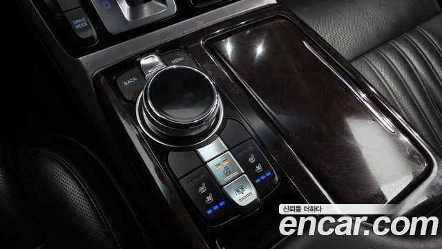 Genesis EQ900 2016 — photo 23