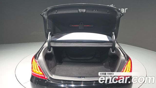 Genesis EQ900 2016 — photo 26