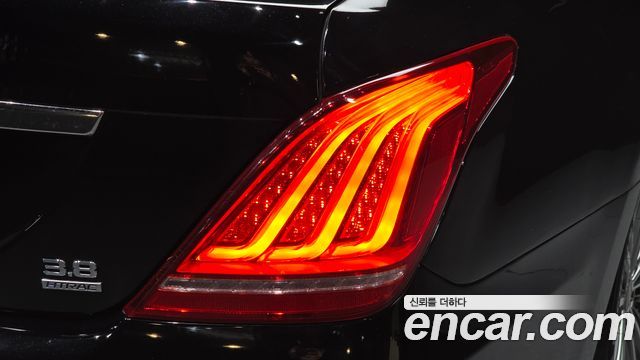 Genesis EQ900 2016 — photo 9