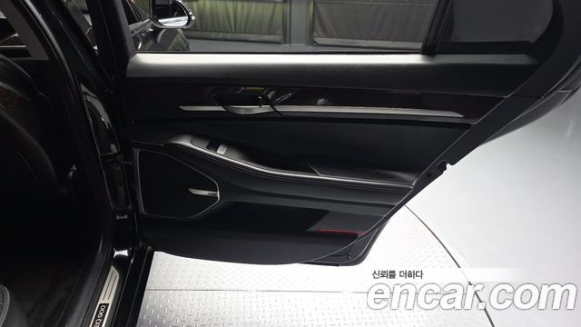 Genesis EQ900 2016 — photo 15