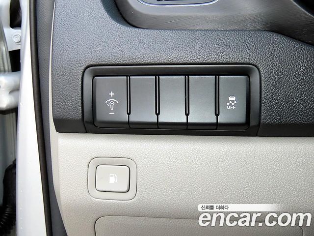 Kia Canival 2019 — photo 15