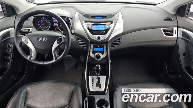 Hyundai AVANTE 2011 — photo 7