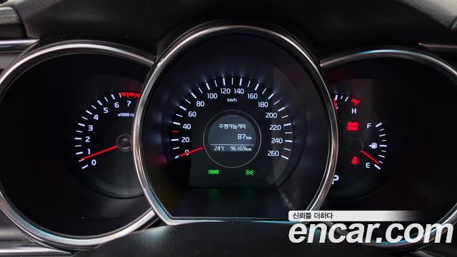 Kia K5 2014 — photo 11