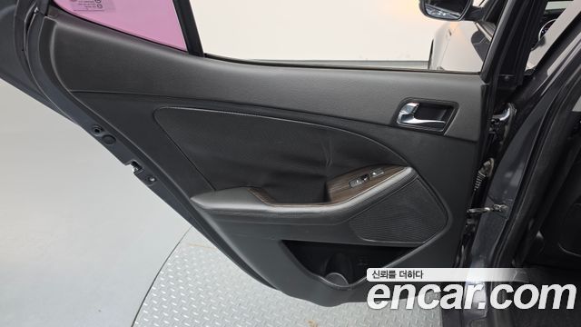 Kia K5 2014 — photo 15