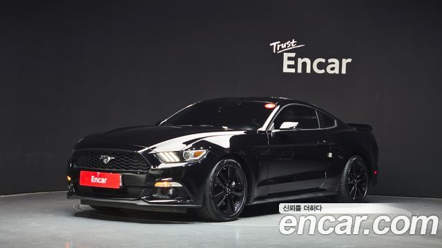Ford Mustang 2017 — photo 1