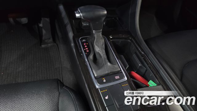 Kia K5 2016 — photo 12