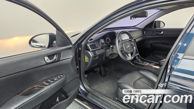 Kia K5 2016 — photo 13
