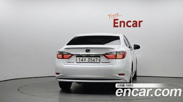 Lexus ES 2015 — photo 4