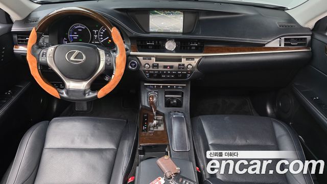 Lexus ES 2015 — photo 7
