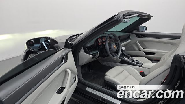 Porsche 911 2022 — photo 10