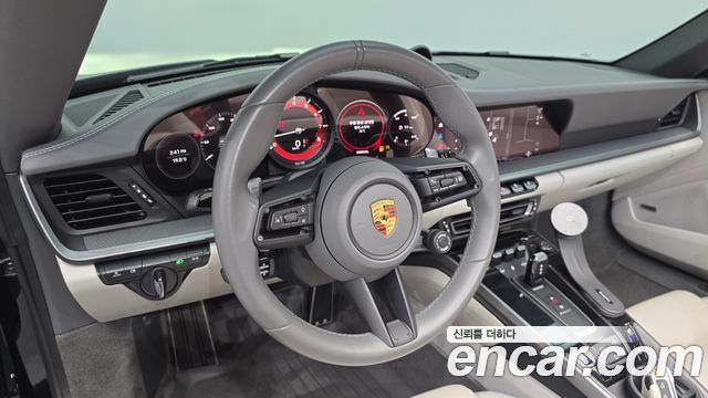 Porsche 911 2022 — photo 13