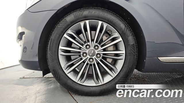 Genesis EQ900 2016 — photo 5