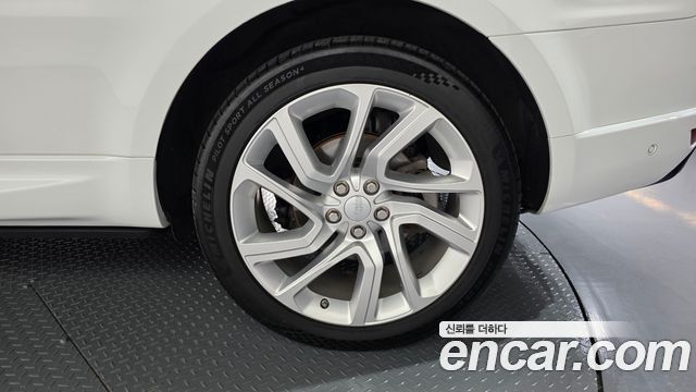 Land Rover Range Rover Sport 2018 — photo 7