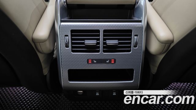 Land Rover Range Rover Sport 2018 — photo 29