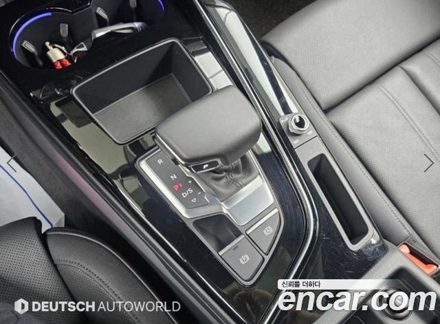 Audi A4 2021 — photo 9