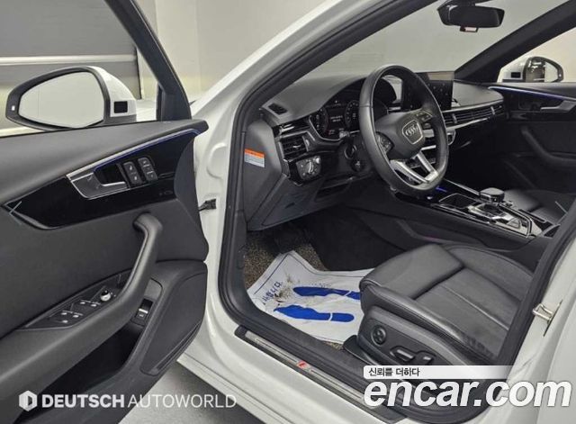 Audi A4 2021 — photo 11
