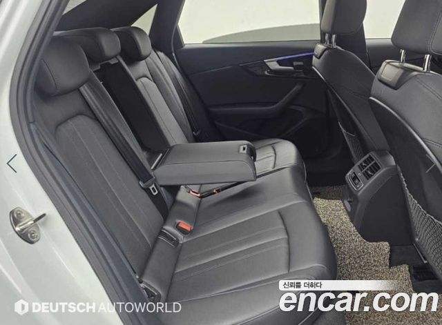 Audi A4 2021 — photo 12