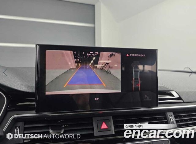 Audi A4 2021 — photo 15