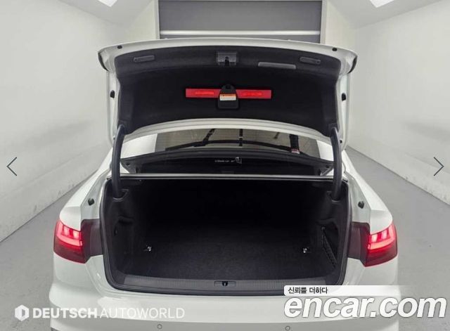 Audi A4 2021 — photo 19