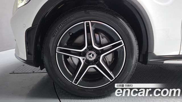 Mercedes-Benz GLC-Class 2021 — photo 5