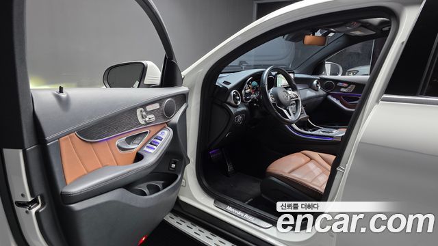 Mercedes-Benz GLC-Class 2021 — photo 10
