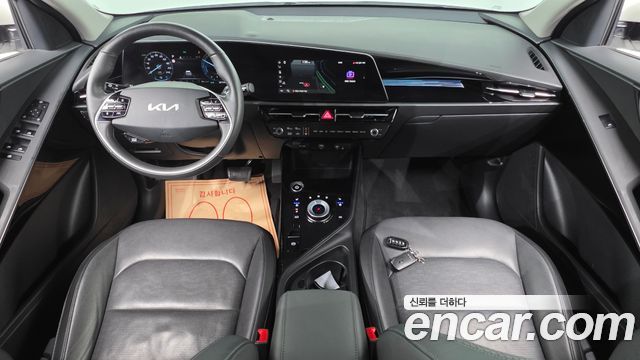 Kia Niro 2023 — photo 10