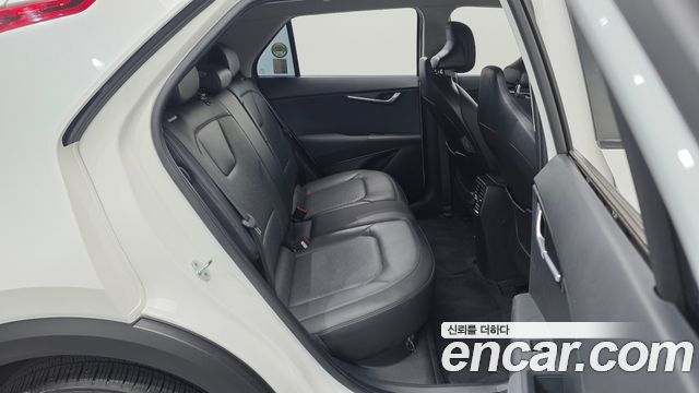 Kia Niro 2023 — photo 17