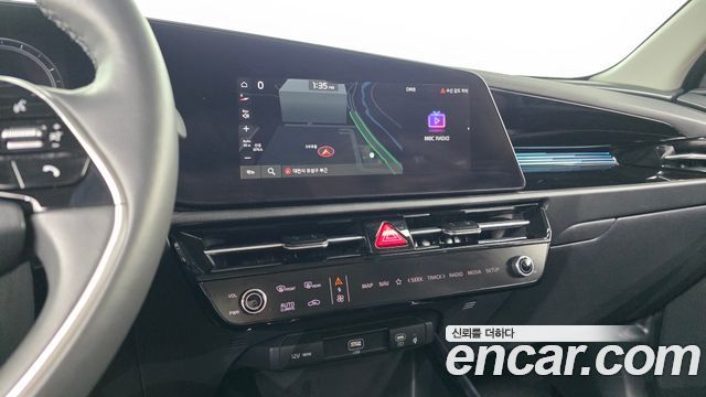 Kia Niro 2023 — photo 18