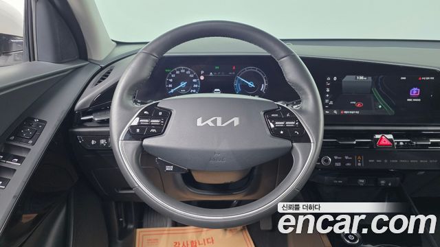 Kia Niro 2023 — photo 19