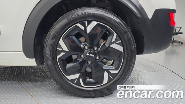 Kia Niro 2023 — photo 7