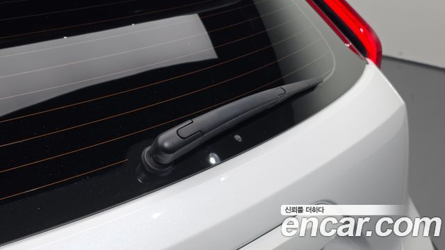 Kia Niro 2023 — photo 30