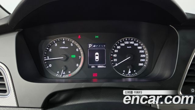 Hyundai Sonata 2016 — photo 11