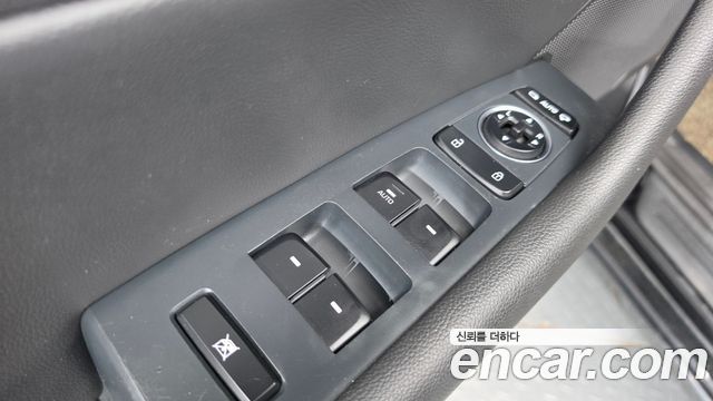 Hyundai Sonata 2016 — photo 25