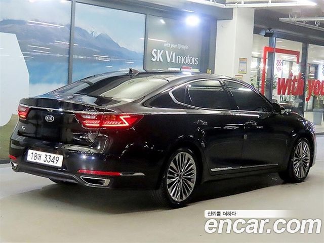 Kia K7 2018 — photo 9