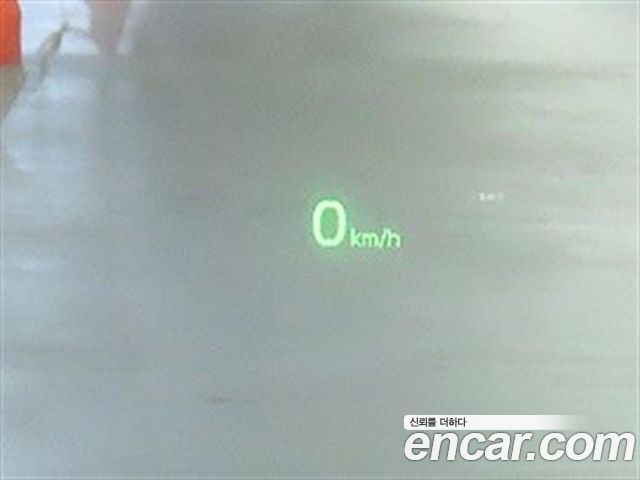 Kia K7 2018 — photo 18