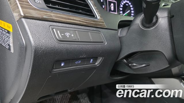 Hyundai Sonata 2015 — photo 18