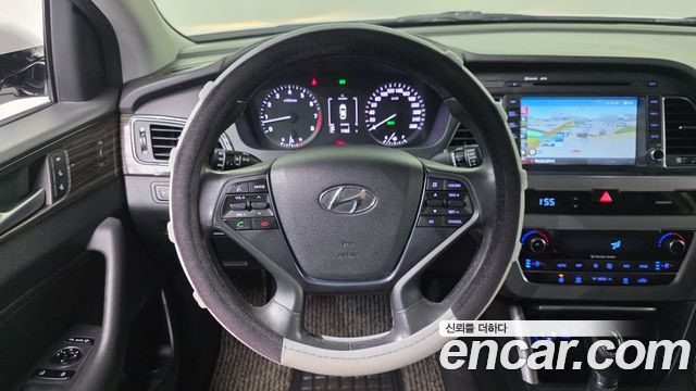 Hyundai Sonata 2015 — photo 19
