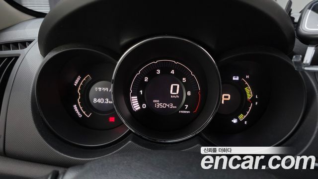 Kia Porte 2013 — photo 8