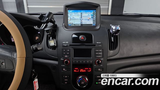 Kia Porte 2013 — photo 19