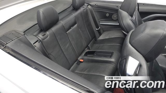 BMW 4-Series 2018 — photo 11
