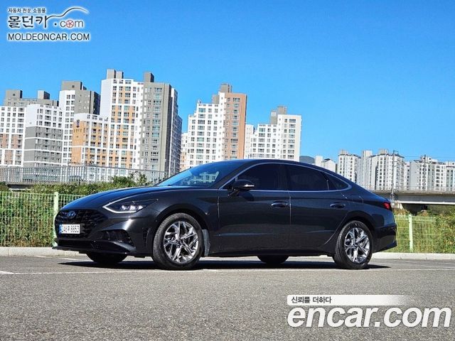 Hyundai Sonata 2022 — photo 1