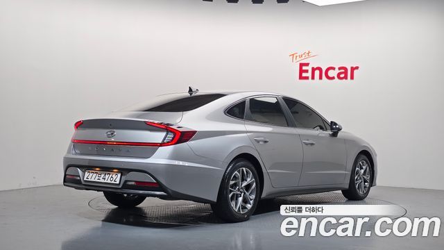 Hyundai Sonata 2022 — photo 2