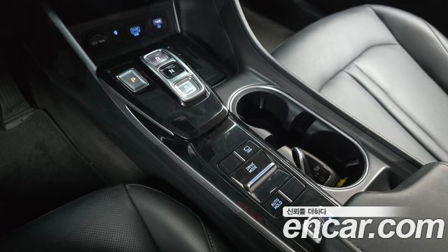 Hyundai Sonata 2022 — photo 12